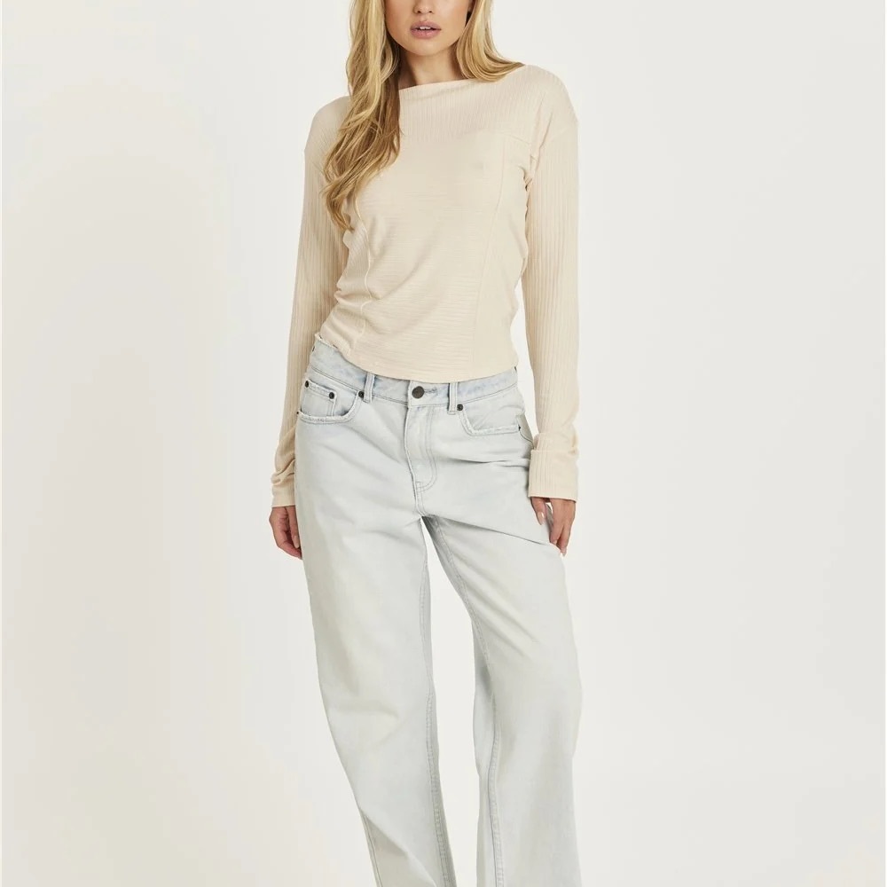 Amuse Society Cream Long Sleeve Top